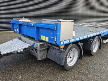 A4 KR 44 / 4 AXLE 32.000 KG / OPRIJ - MACHINE TRANSPORT